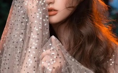 美女露出尿口让男人揉动态图网站